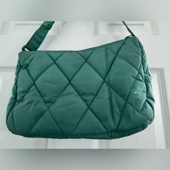 Vera Bradley Women's Ultralight Essential Crossbody Bag in Green - Picture 3 of 15